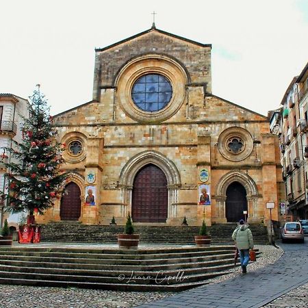 Palazzo Lupinacci - Dimora Storica Bed And Breakfast Cosenza Exterior photo